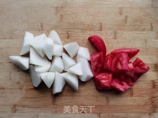 萝卜西红柿炖牛腩的做法步骤：3