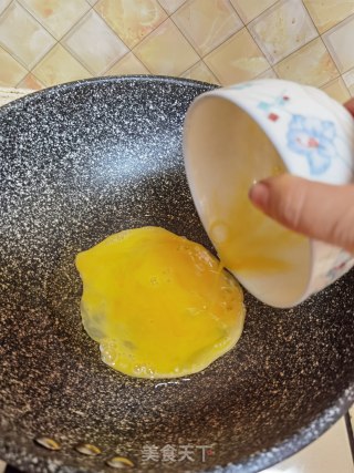 牛肉粒炒饭的做法步骤：4