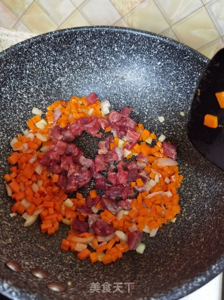 牛肉粒炒饭的做法步骤：9