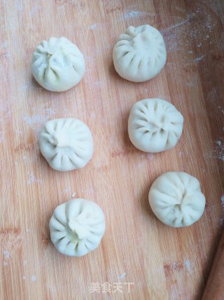 香干韭菜肉煎包的做法步骤：11