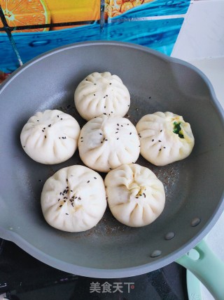 香干韭菜肉煎包的做法步骤：15