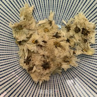 菊花鲫鱼汤的做法步骤：2