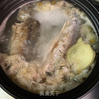 菊花鲫鱼汤的做法步骤：6