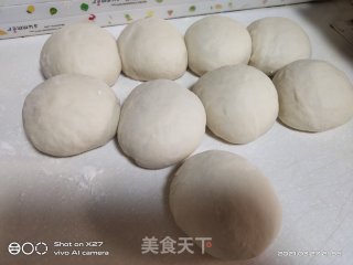 咸蛋黄肉松面包的做法步骤：7