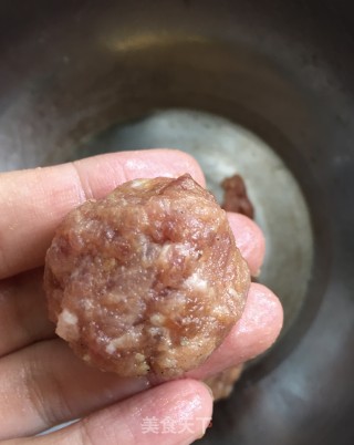 肉丸南瓜盅的做法步骤：7