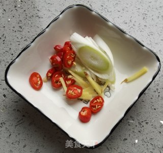 牛肉炒春笋的做法步骤：4