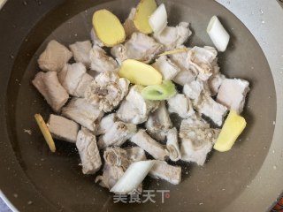 干锅排骨的做法步骤：7