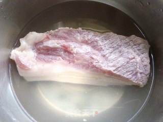 梅干菜芋头扣肉的做法步骤：5