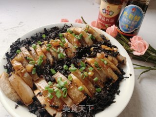 梅干菜芋头扣肉的做法步骤：22