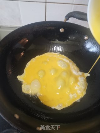 韭菜炒鸡蛋的做法步骤：3