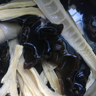 麻辣春笋时蔬锅的做法步骤：3