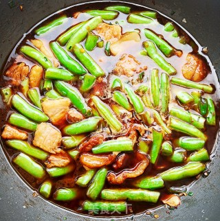 五花肉豆角焖面的做法步骤：14