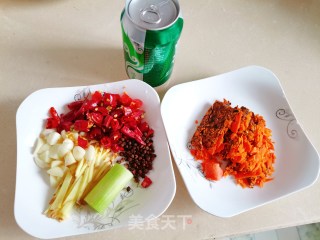 麻辣小龙虾尾的做法步骤：2