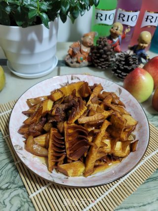 五花肉焖春笋的做法步骤：12