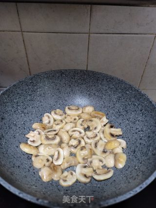 黑椒口蘑的做法步骤：5