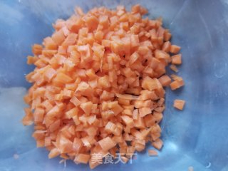 冬菇马蹄腊肠馅青团的做法步骤：3