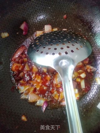 双椒爆花甲的做法步骤：5