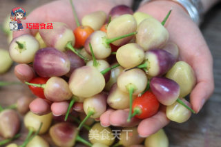 七彩泡椒的做法步骤：1