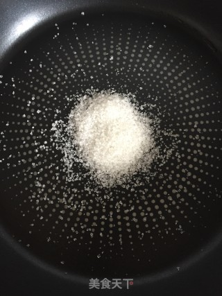 焦糖奶茶的做法步骤：2