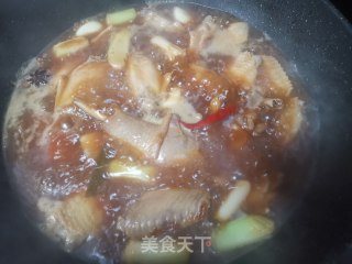 红烧鸡翅的做法步骤：7