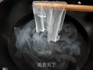 芝麻酱拌凉皮的做法步骤：3