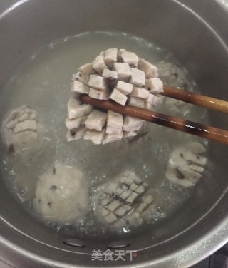 贡丸米粉的做法步骤：6