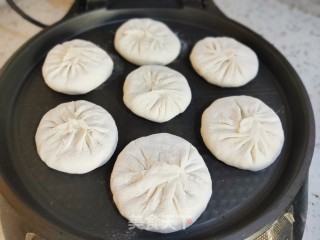 韭菜虾仁盒子的做法步骤：15