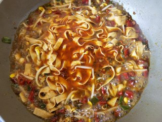 水煮鱼片的做法步骤：10