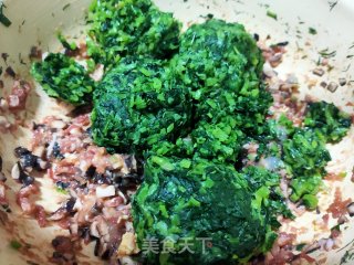菠菜三鲜饺子的做法步骤：12