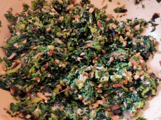 菠菜三鲜饺子的做法步骤：14