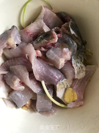 酸菜鱼的做法步骤：1