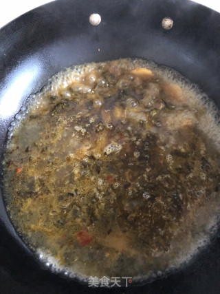酸菜鱼的做法步骤：3