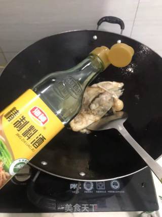 鱼头豆腐锅仔的做法步骤：2