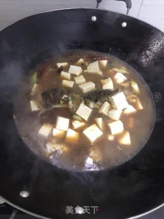 鱼头豆腐锅仔的做法步骤：6