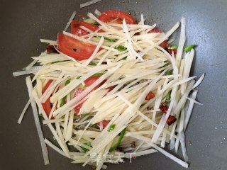 西红柿炒土豆丝的做法步骤：9