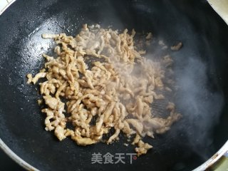 腌菜春笋炒肉丝的做法步骤：5