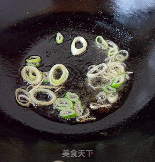 蚝油鸡蛋炒笋片的做法步骤：4