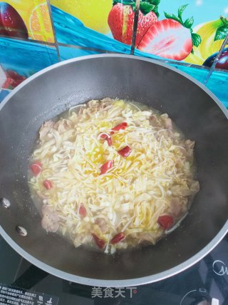 酸汤肥牛的做法步骤：12