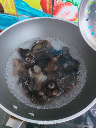 菠菜鸡蛋盒子的做法步骤：3