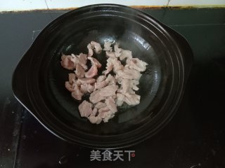 砂锅酸菜米粉的做法步骤：2