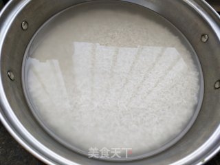 木桶饭的做法步骤：1