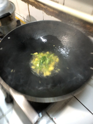 青椒土豆丝的做法步骤：2