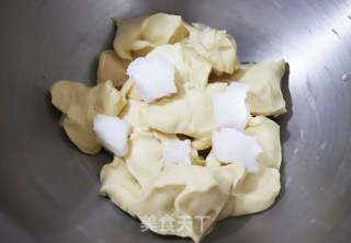 双倍椰香！双倍美味！唇齿留香的椰蓉面包的做法步骤：5