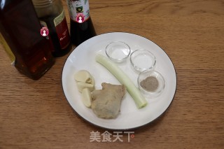 蜜汁烤翅的做法步骤：2