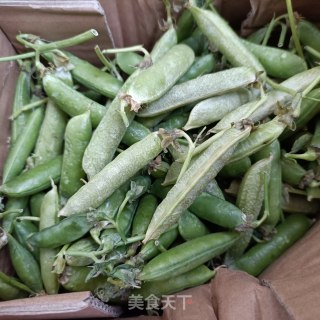豌豆春笋炖腱子肉的做法步骤：1