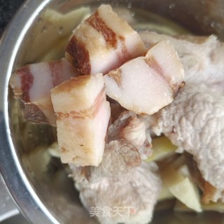 豌豆春笋炖腱子肉的做法步骤：8