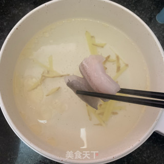 姜丝豆腐鱼汤的做法步骤：4