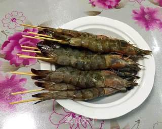 盐烤大虾的做法步骤：2