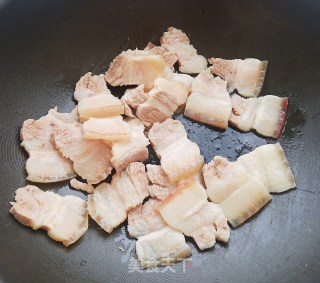 蒜苗回锅肉的做法步骤：11