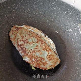 手抓饼版韭菜盒子的做法步骤：17